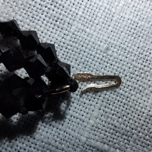 SWAROVSKI BLACK CRYSTAL 4-STRAND HAND BEADED ON SILK FISHHOOK CLASP 14K 16" - Picture 2 of 5